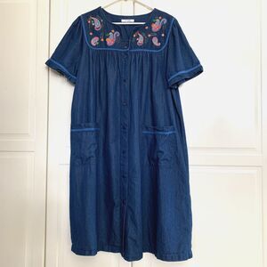 Go Softly Patio Dress Denim Muu Muu Dark Blue Embroidered Paisley Snap Button
